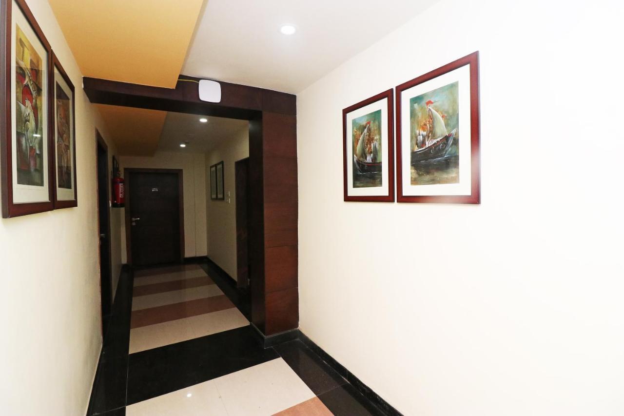 Capital O 40848 Hotel Mirabel Kupand Экстерьер фото