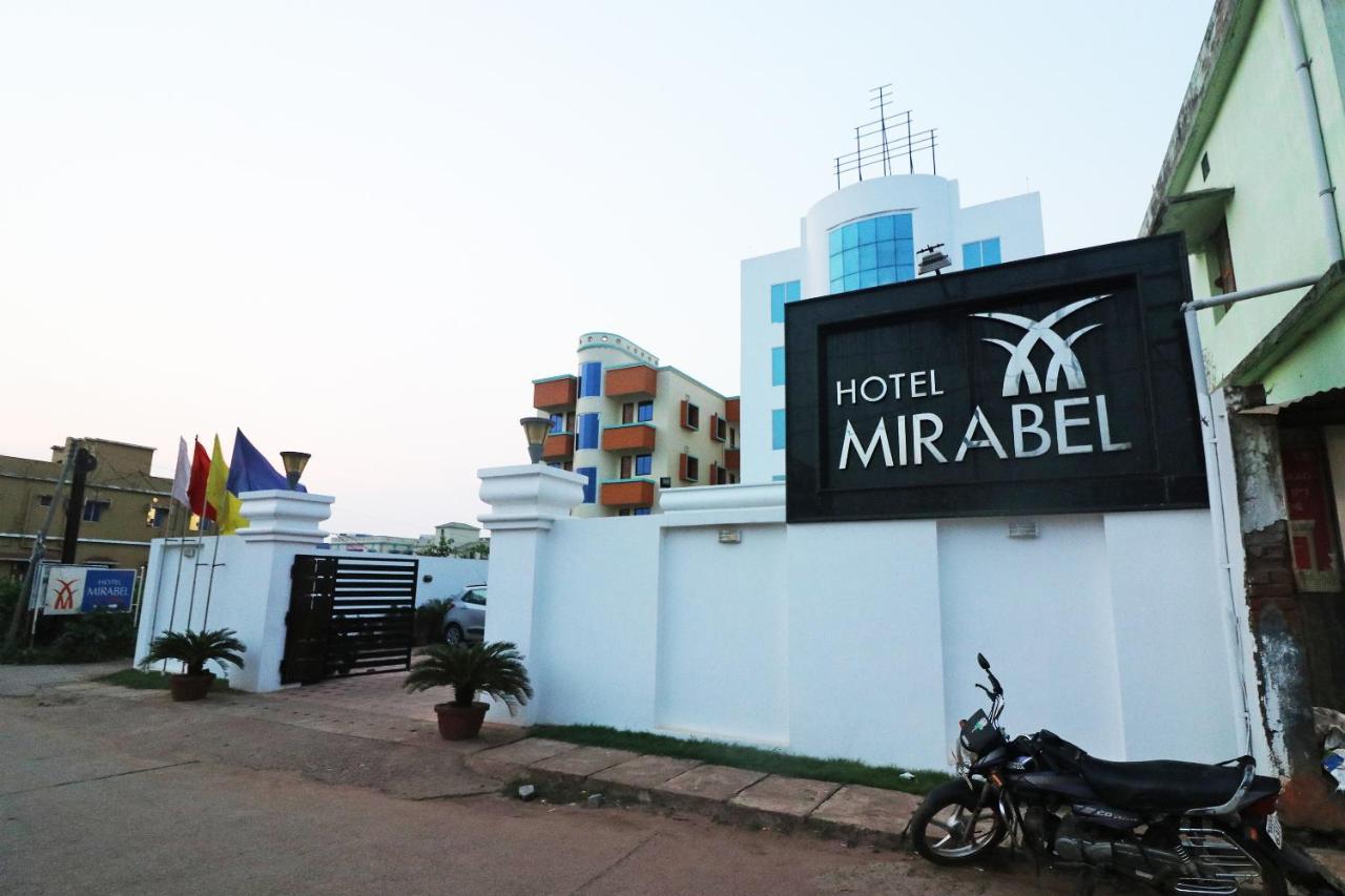 Capital O 40848 Hotel Mirabel Kupand Экстерьер фото